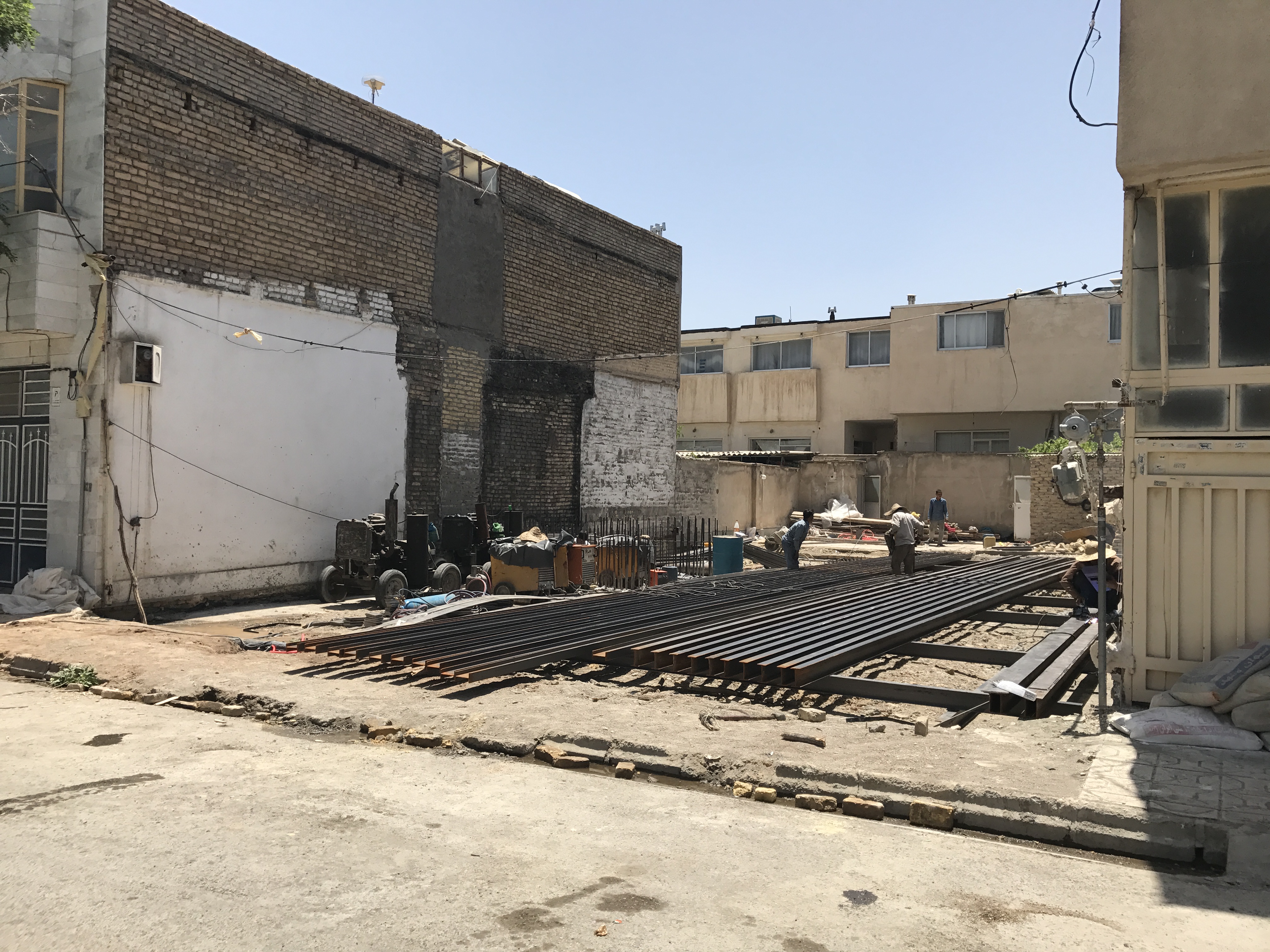 پروژه فلاحی 20 - نازک‌کاری در حال اجرا