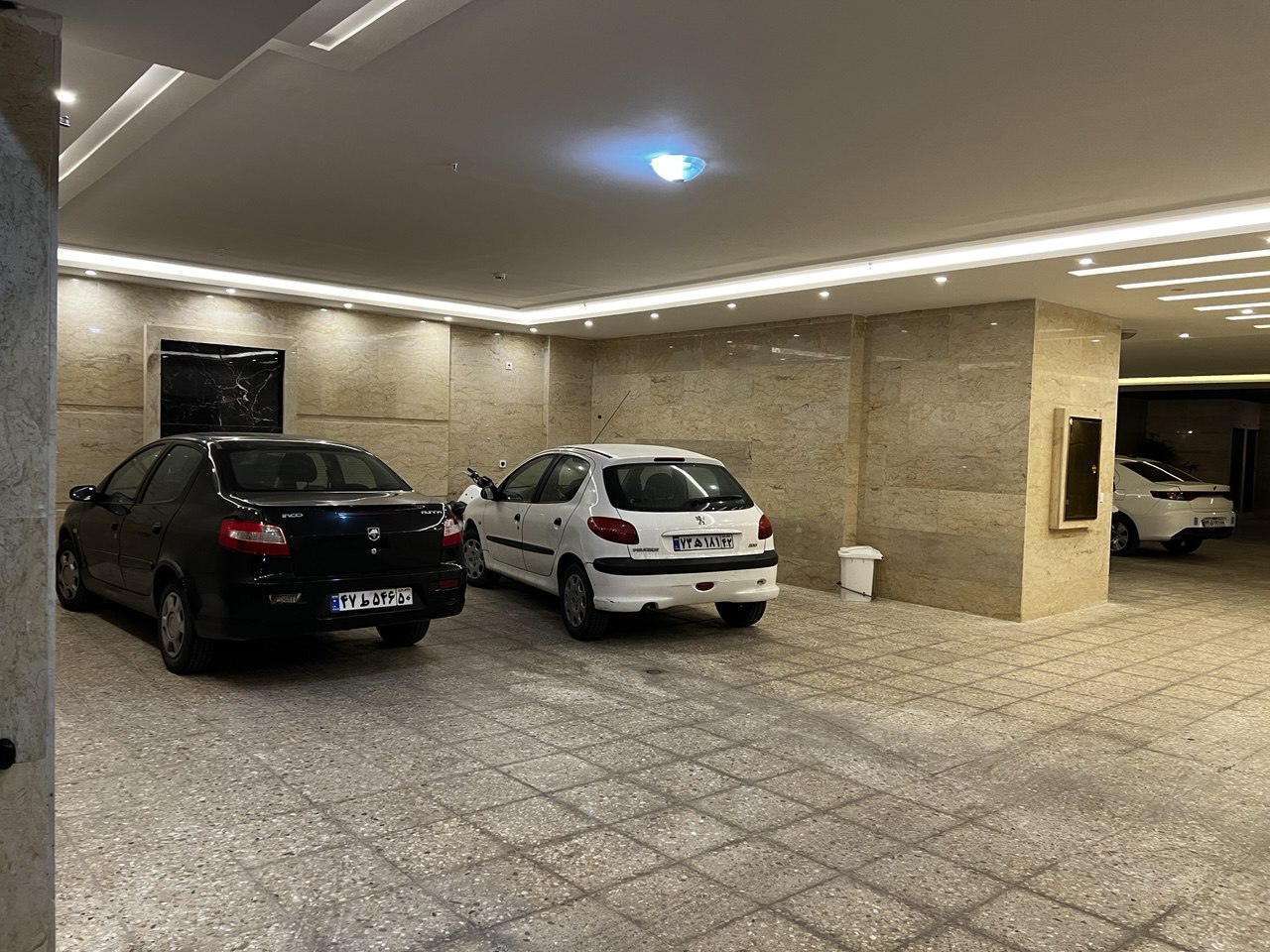 پروژه حسابی - لابی ورودی