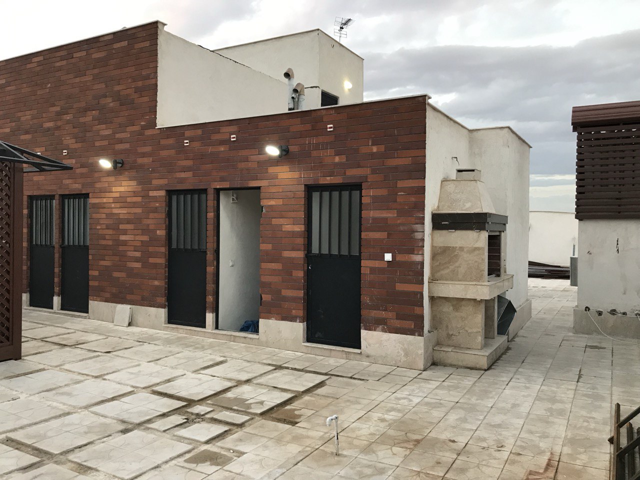 پروژه وکیل آباد 57 - فضای سبز محوطه