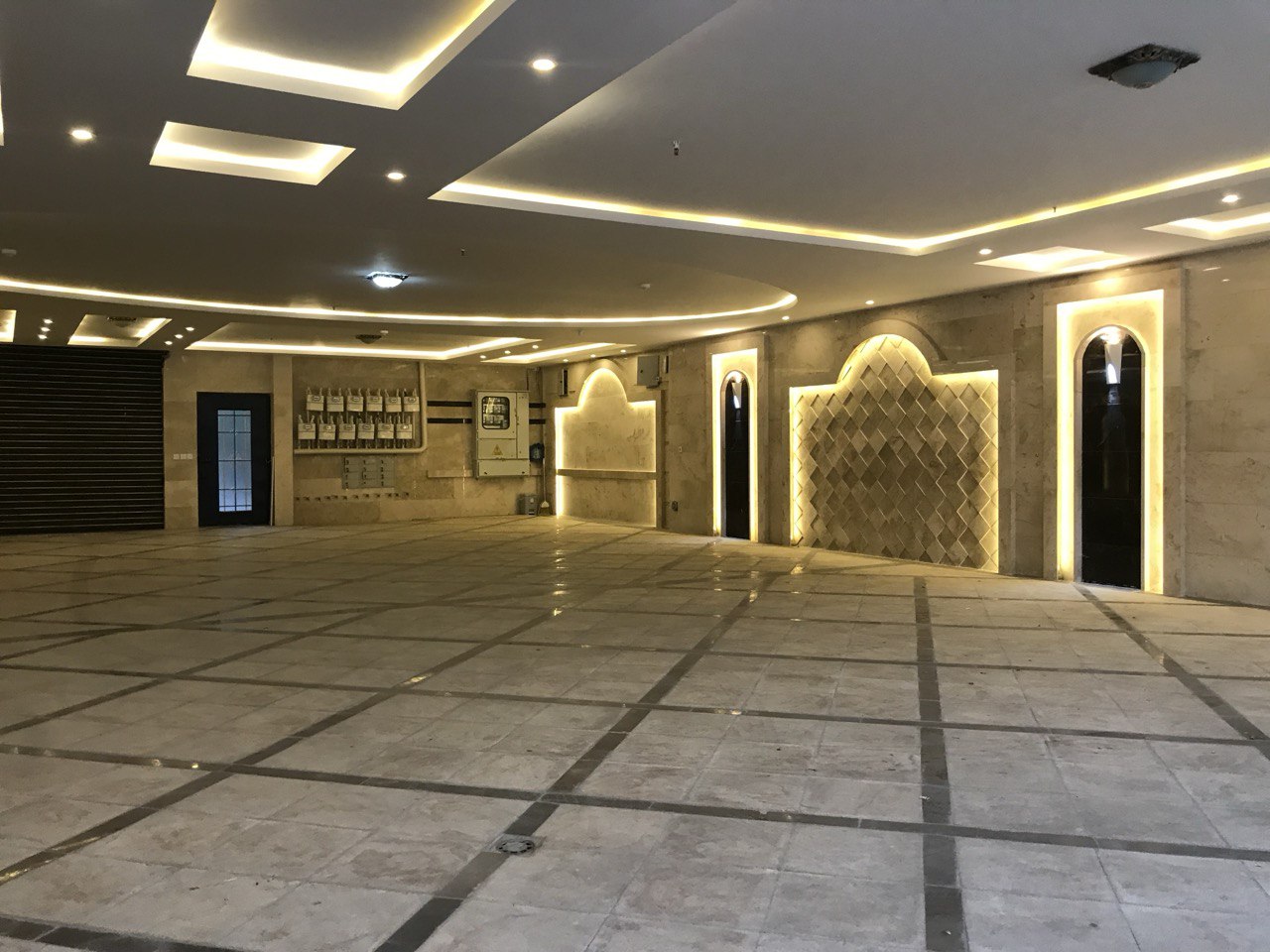 پروژه وکیل آباد 57 - فضای سبز محوطه