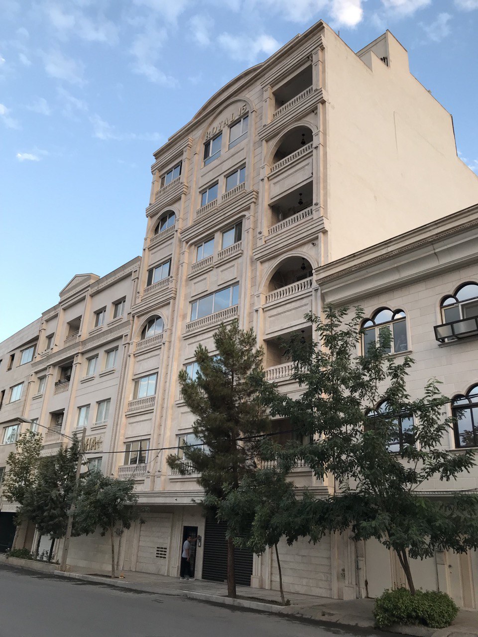 پروژه ساختمانی فلاحی شرکت رویال مشهد - مدیریت محمد رسول وفادارنیا